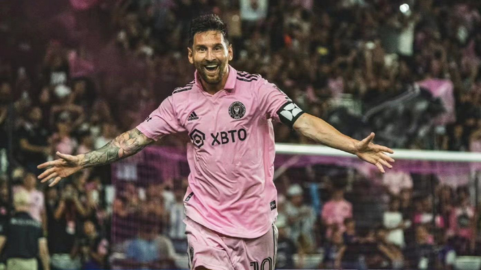 神奇射门震撼世界,球迷狂热掌声不断,掌声雷动 神奇射门震撼世界,球迷狂热掌声不断,掌声雷动