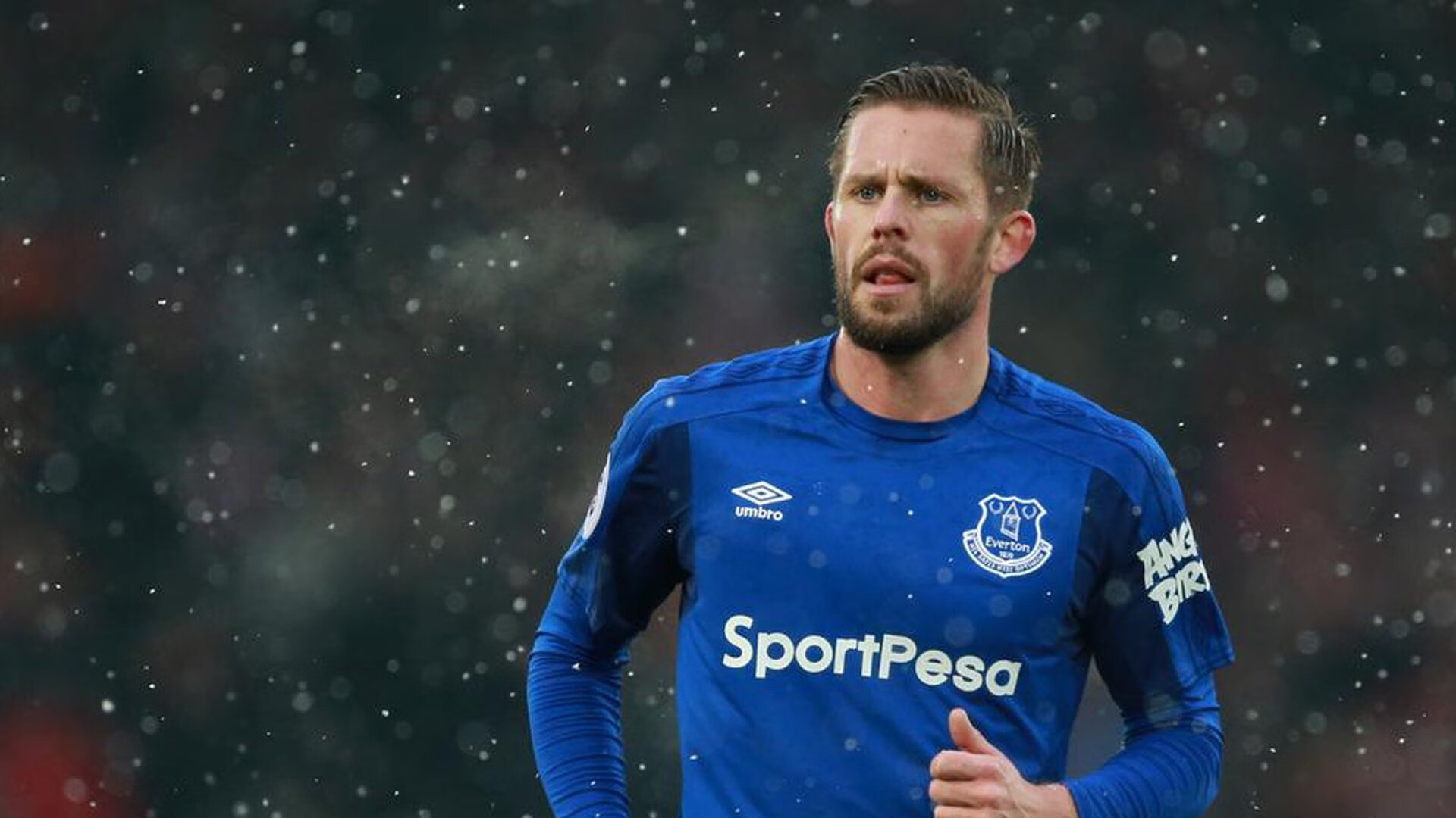 黄昏与初升,当梅西在阿根廷优雅谢幕,贝林厄姆已在欧洲打出统治级新王数据